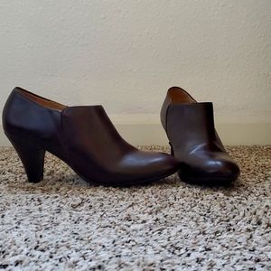 Womens brown booties